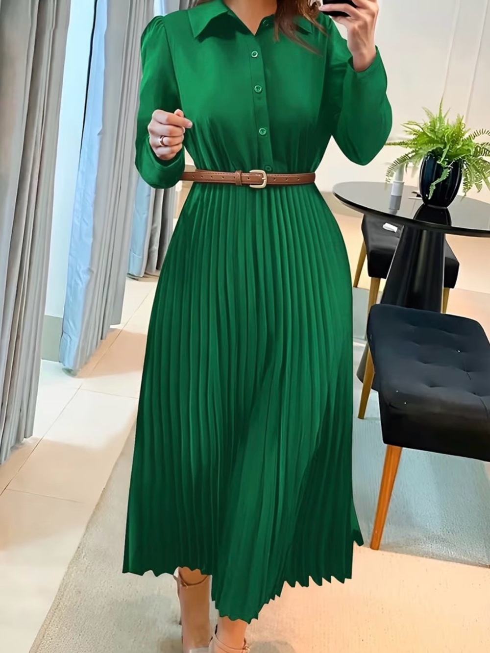 Elegant Green Pleated  Dress with Belt